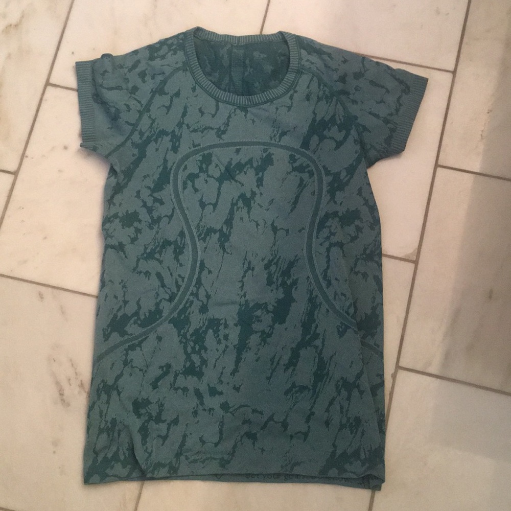 lulu lemon shirt